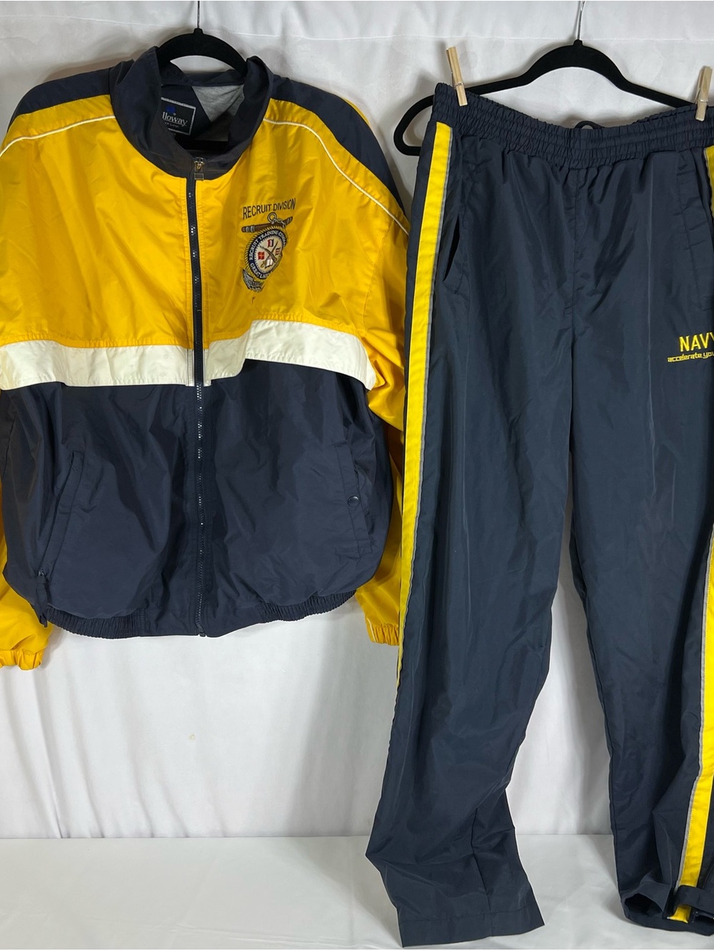 Navy Windbreaker Jacket $ Pants Size XXL/Xl